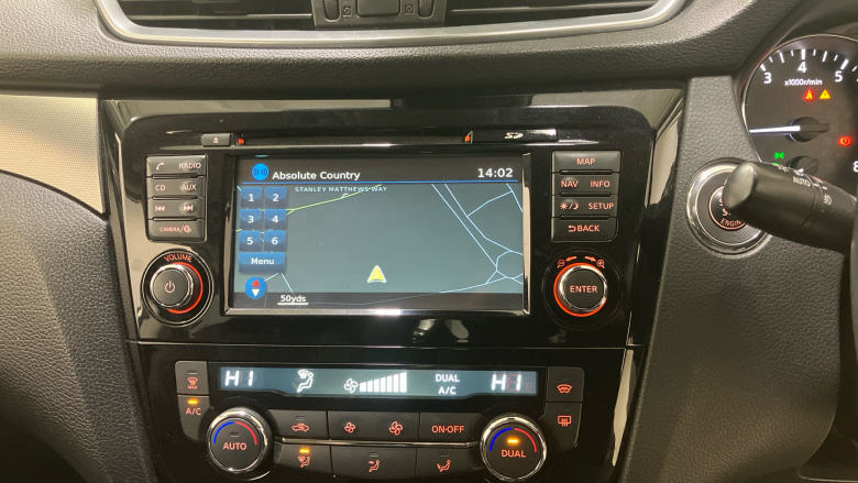 Nissan Qashqai 1.3 DiG-T Tekna 5dr Petrol Hatchback